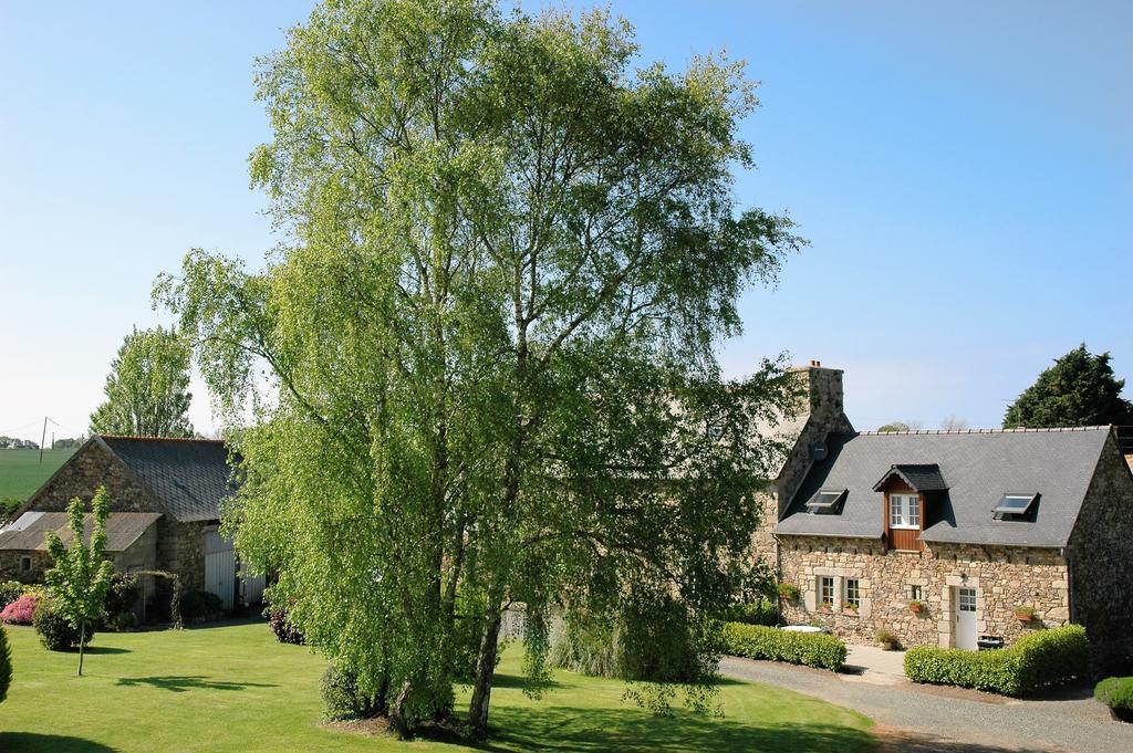Gite De Kervoas Villa Lézardrieux Exterior foto